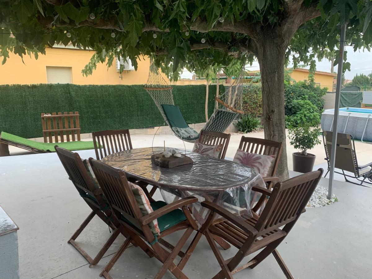 Casa Enric , Con Zona Infantil, Piscina Y Parking Privado Pensionat Deltebre Exteriör bild