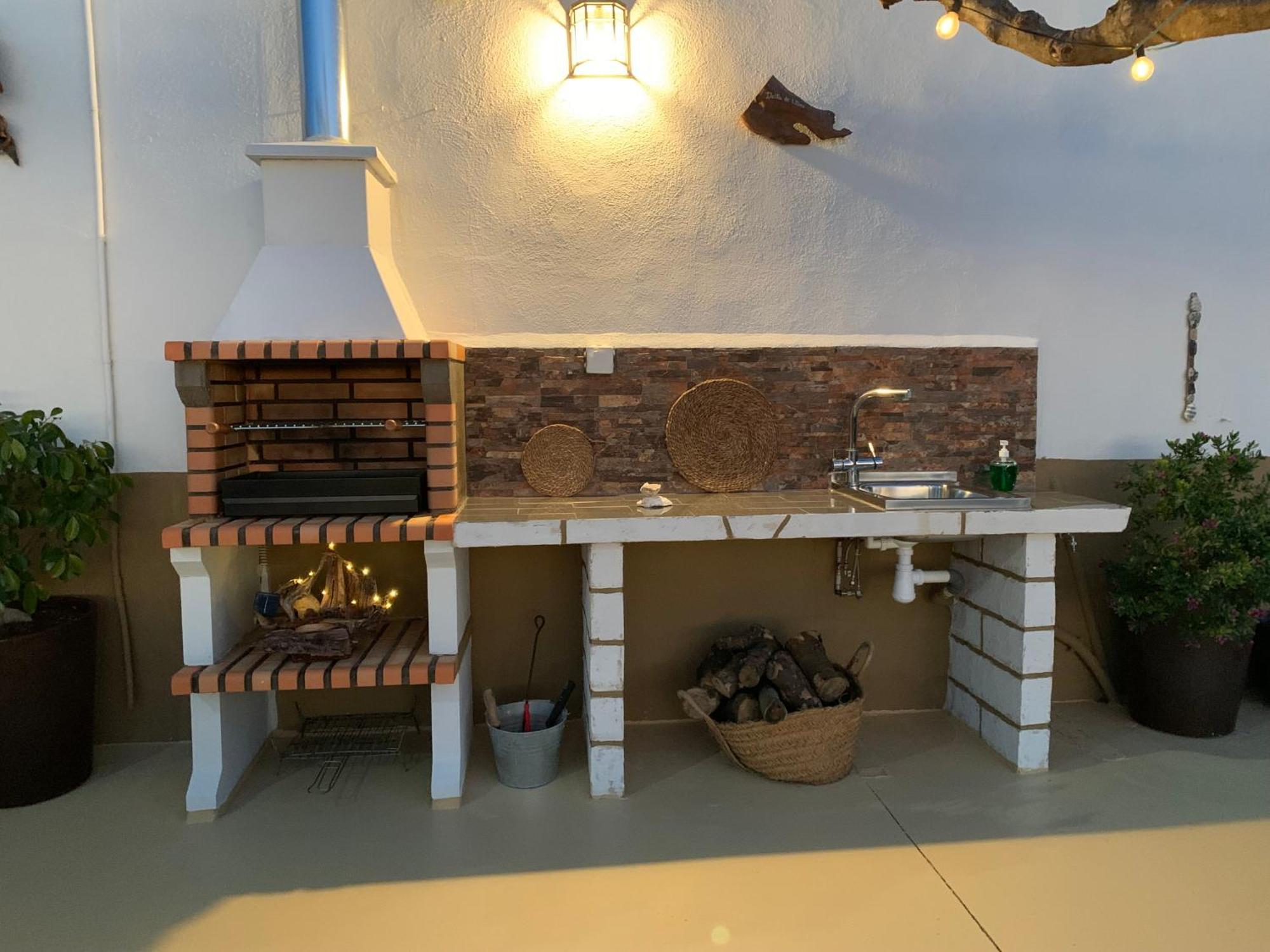 Casa Enric , Con Zona Infantil, Piscina Y Parking Privado Pensionat Deltebre Exteriör bild