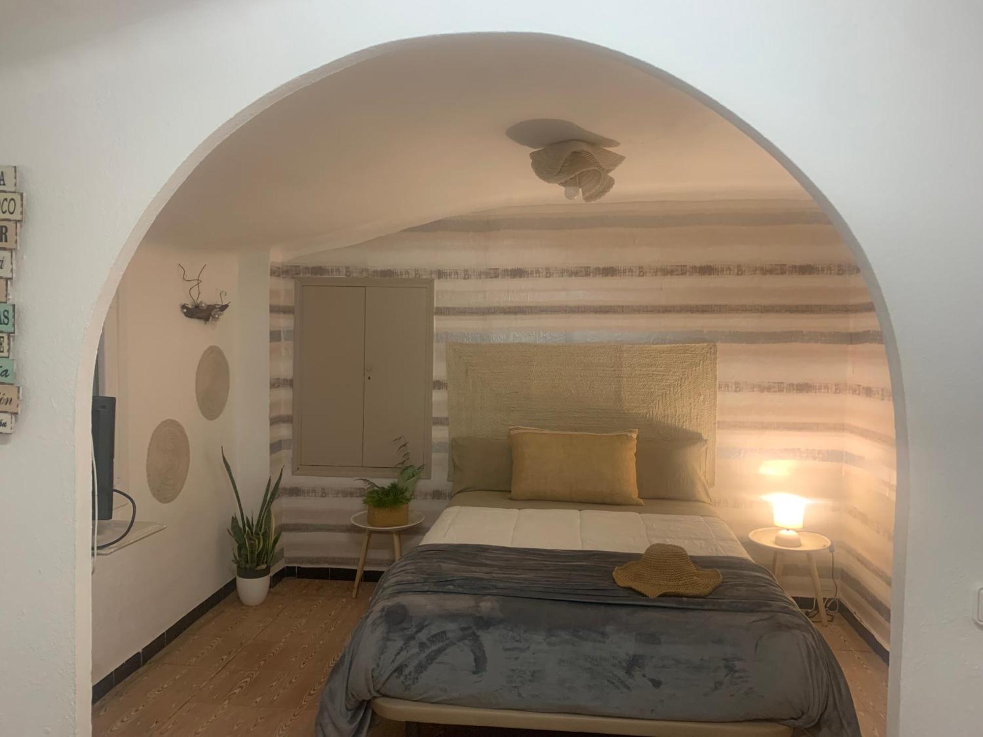 Casa Enric , Con Zona Infantil, Piscina Y Parking Privado Pensionat Deltebre Exteriör bild