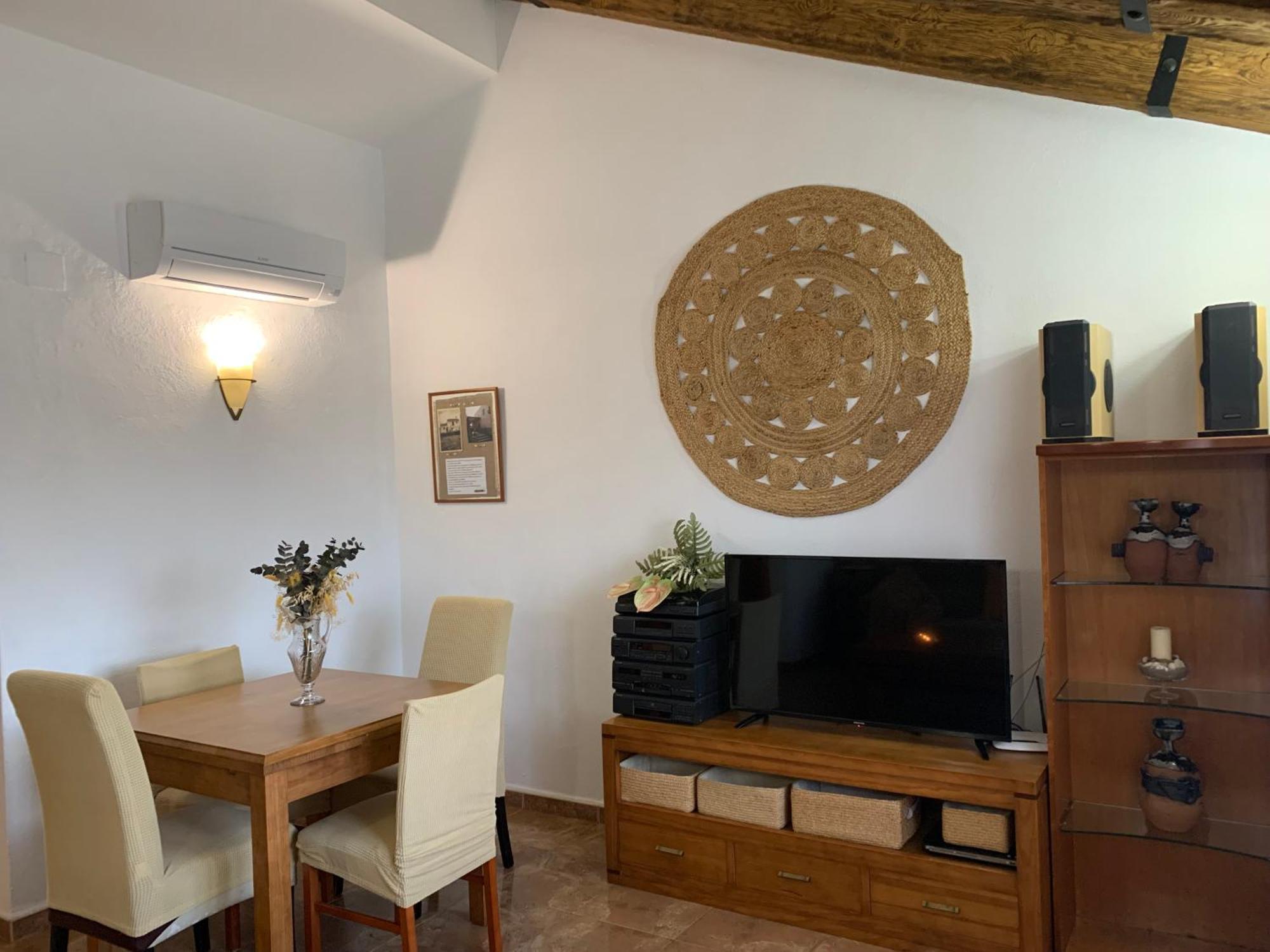 Casa Enric , Con Zona Infantil, Piscina Y Parking Privado Pensionat Deltebre Exteriör bild
